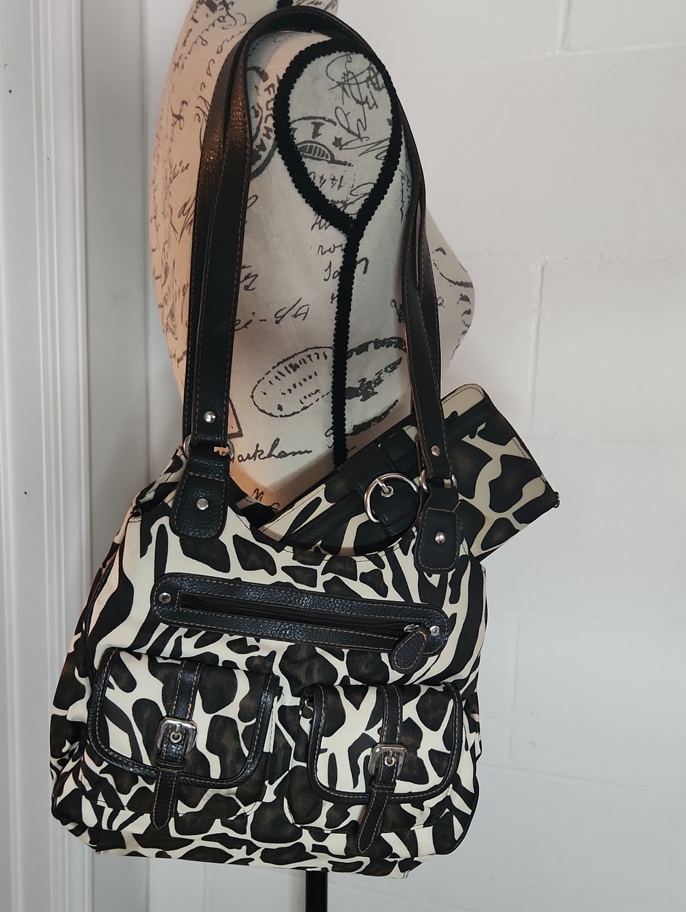 💥2 Piece Set💥Black & White Patterned Women’s Shoulder Bag And Wallet EUC